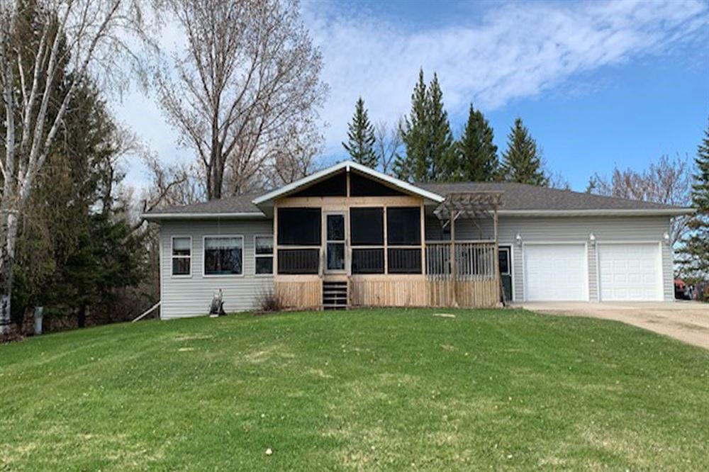 Sollie Realty 4447 Details