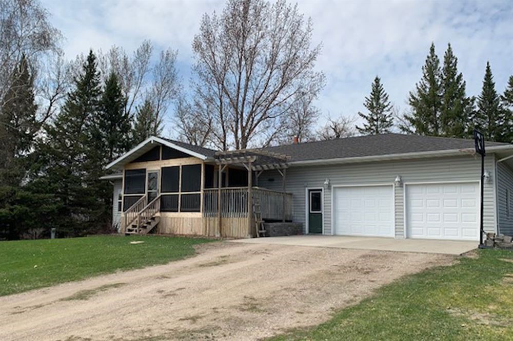 Sollie Realty 4447 Details