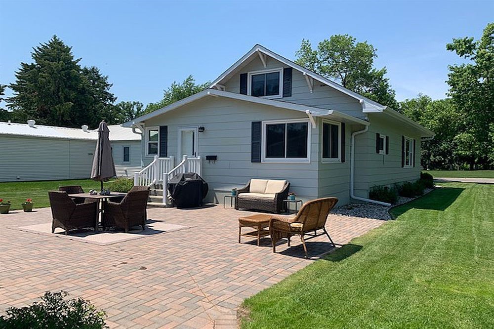 Sollie Realty 4456 Details