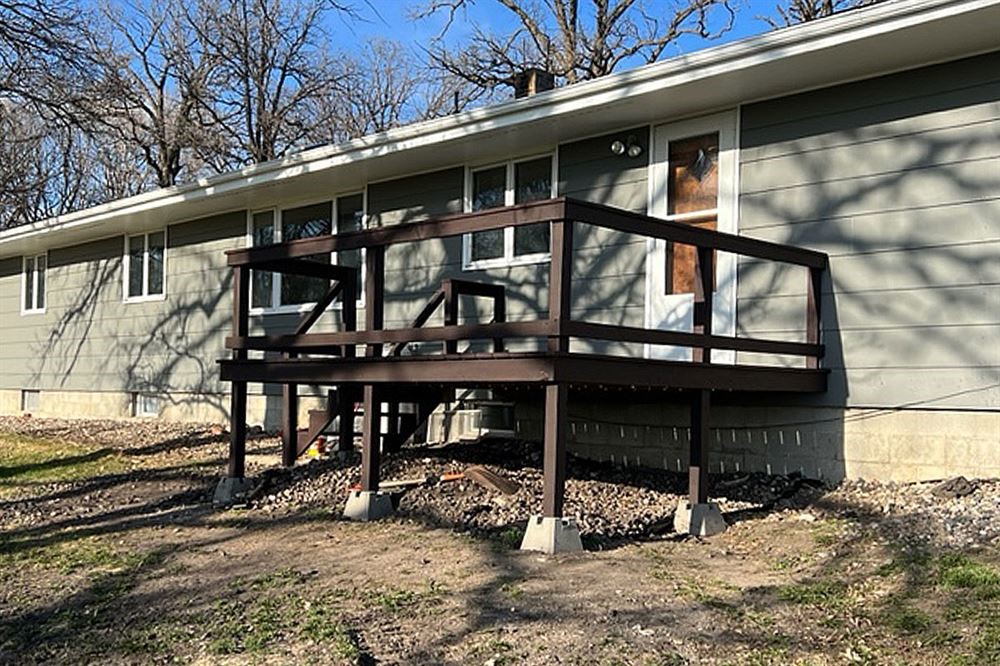 Sollie Realty 4642 Details