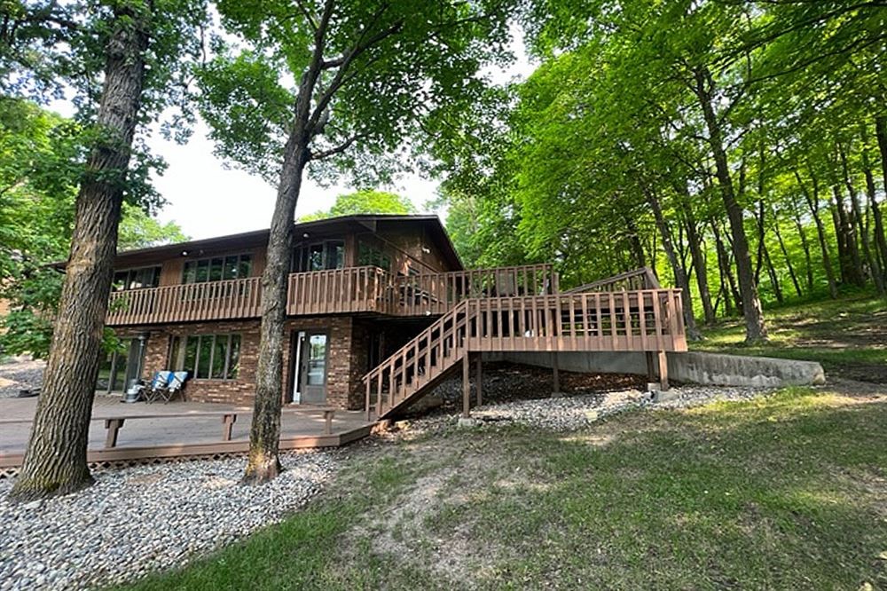 Sollie Realty 4647 Details