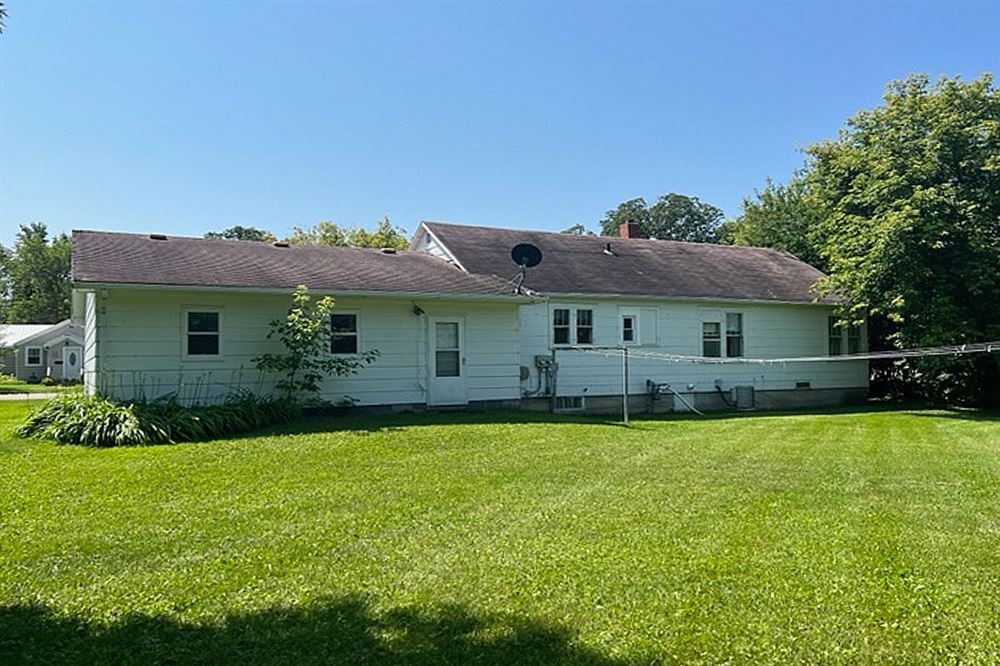 Sollie Realty 4664 Details