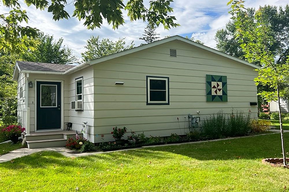 Sollie Realty 4671 Details